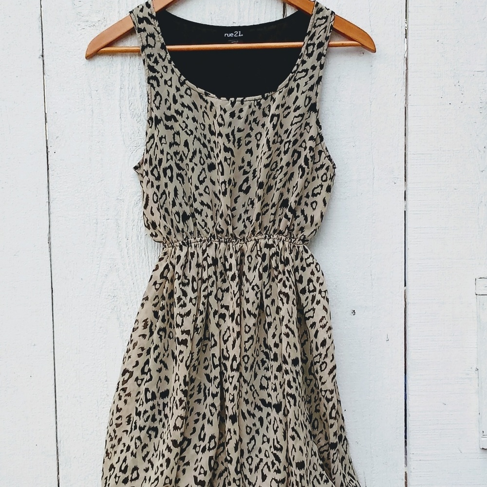 Rue 21 Short dress